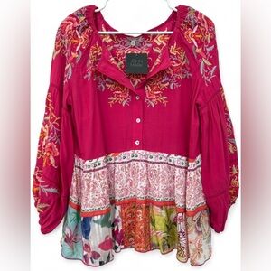 NWT! Womens John Mark Embroidered Tunic Button Down Blouse Medium Playful‎ Print
